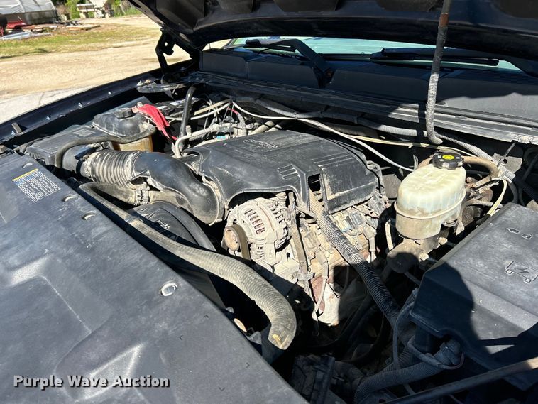 image for item EK4615 2009 Chevrolet Silverado 3500HD LS Crew Cab pickup truck