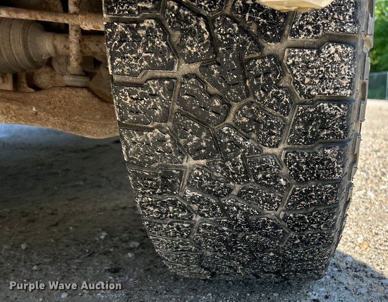 image for item EK4615 2009 Chevrolet Silverado 3500HD LS Crew Cab pickup truck