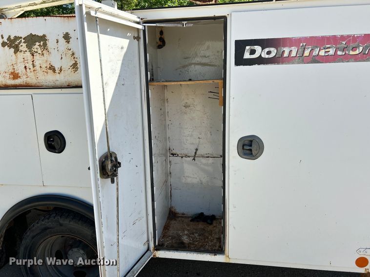 image for item EK4616 2005 Ford F450 Super Duty XL utility / service truck