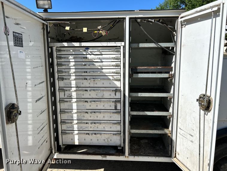 image for item EK4616 2005 Ford F450 Super Duty XL utility / service truck