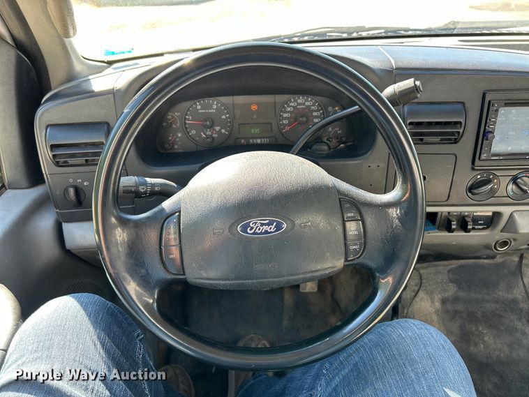 image for item EK4616 2005 Ford F450 Super Duty XL utility / service truck