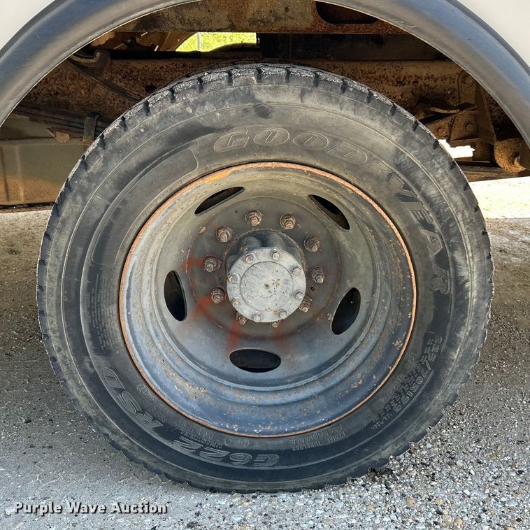 image for item EK4616 2005 Ford F450 Super Duty XL utility / service truck