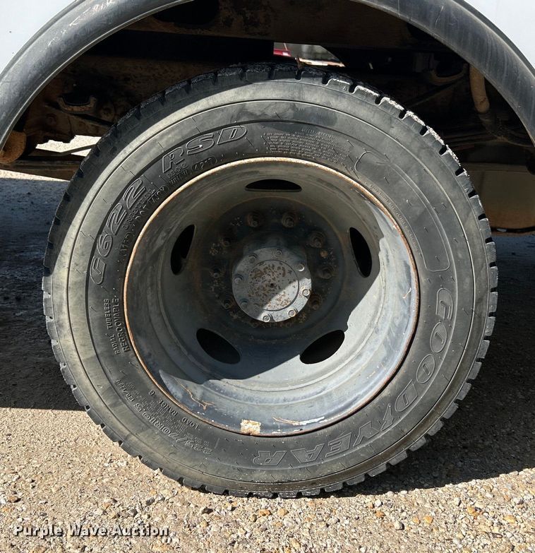 image for item EK4616 2005 Ford F450 Super Duty XL utility / service truck