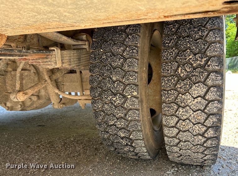 image for item EK4616 2005 Ford F450 Super Duty XL utility / service truck