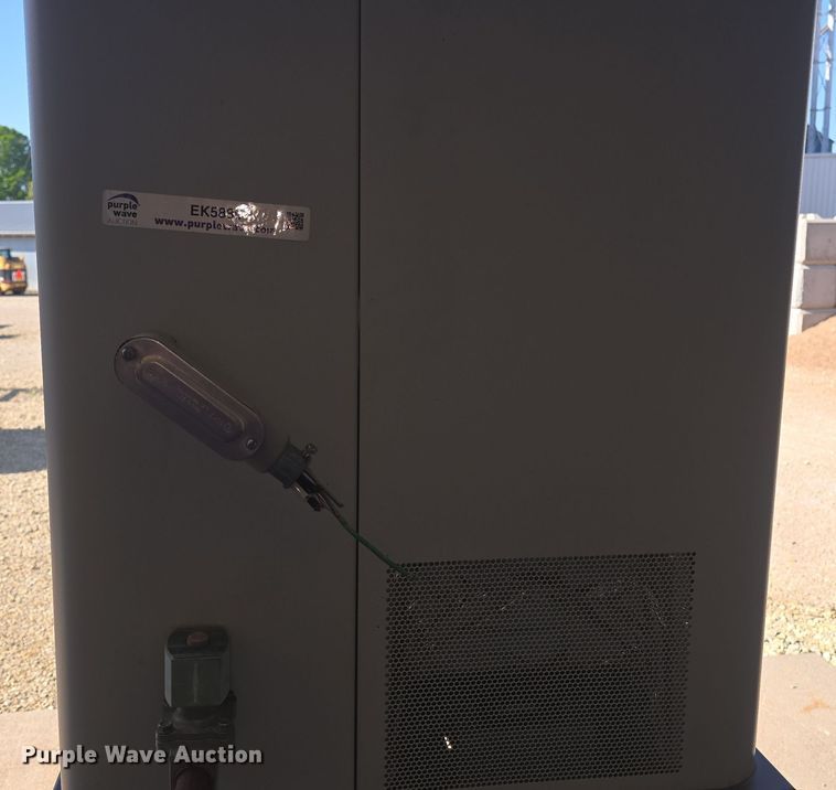 image for item EK5880 Milbank  generator