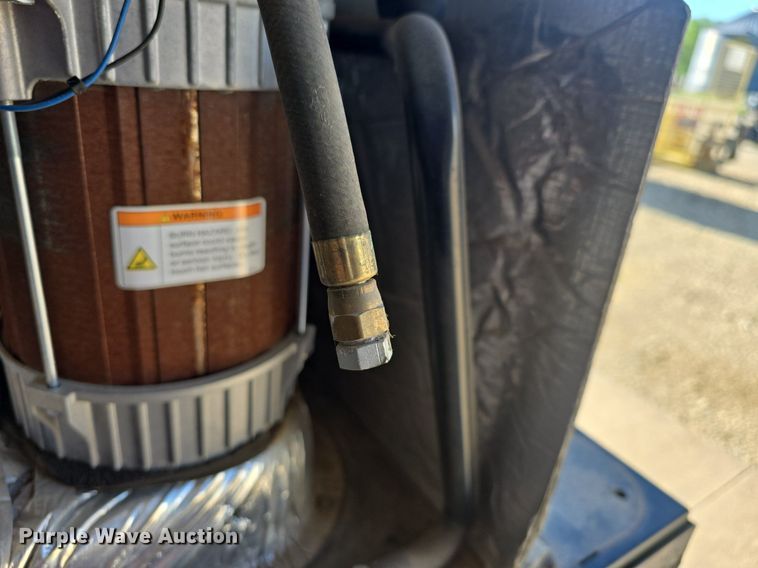 image for item EK5880 Milbank  generator