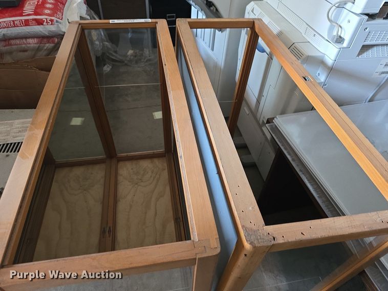 image for item EK5902 Cases