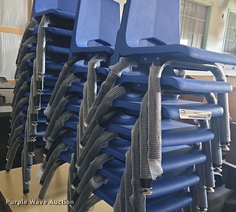 image for item EK5904 Approximately 23 preschool chairs