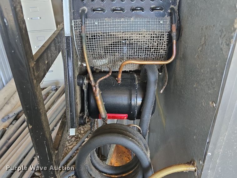 image for item EK5980 True refrigerator