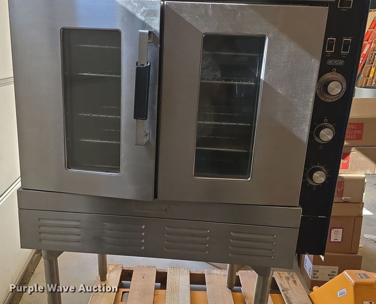 image for item EK6017 Hobart  oven 