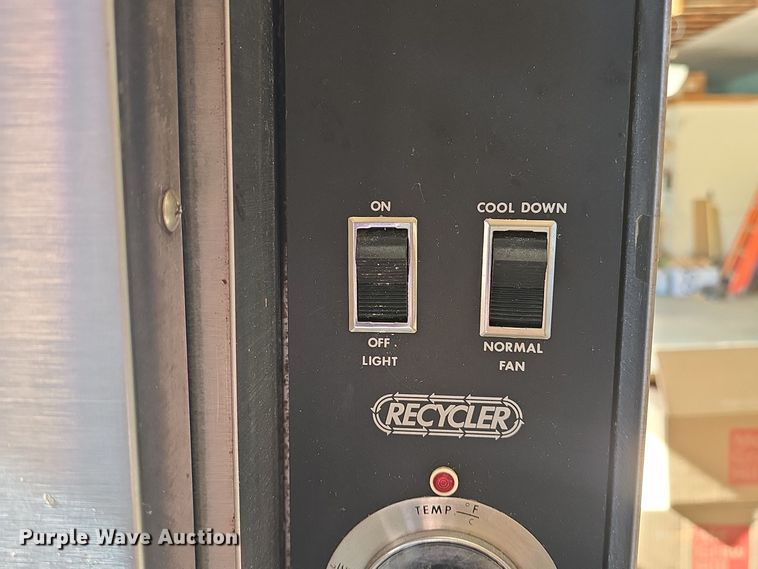 image for item EK6017 Hobart  oven 