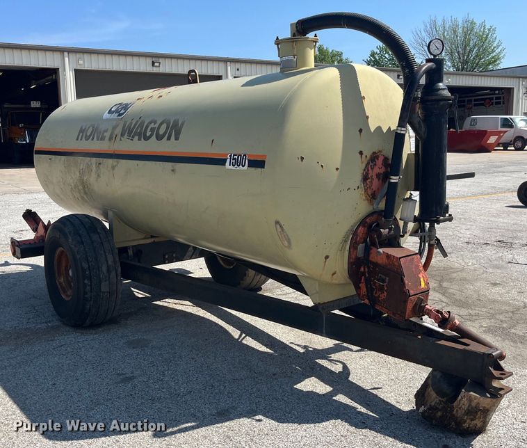 image for item EK8522 Clay Honey Wagon manure spreader