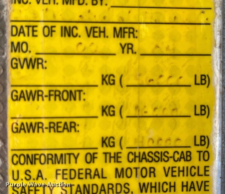 image for item EK8523 2004 International  7400 dump truck