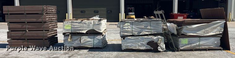 image for item EK8525 Veranda vinyl fencing