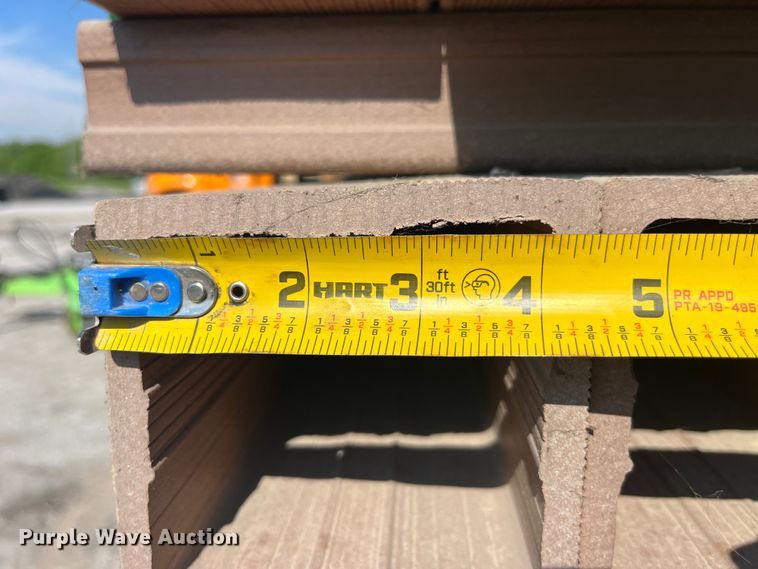 image for item EK8525 Veranda vinyl fencing