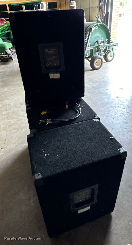 image for item JT9054 (4) Peavey SP-5Ti speakers