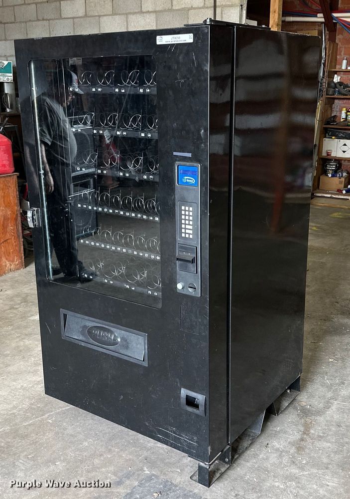 image for item JT9056 Seaga vending machine