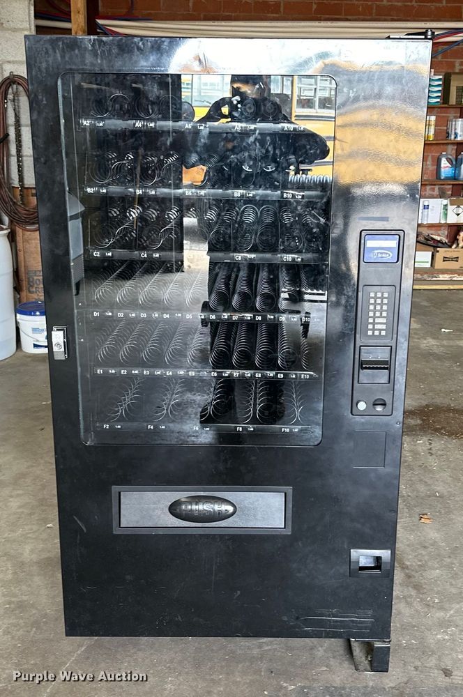 image for item JT9056 Seaga vending machine