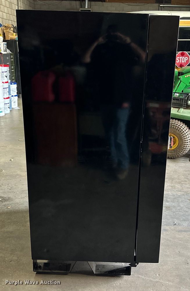 image for item JT9056 Seaga vending machine