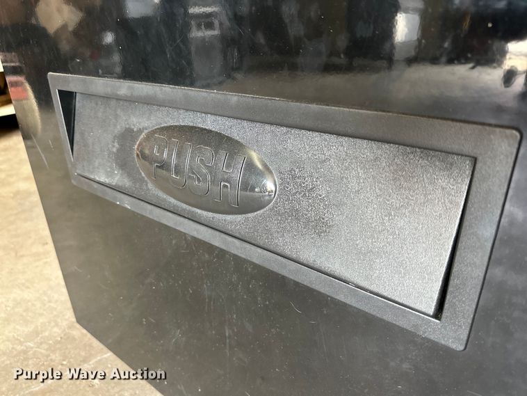 image for item JT9056 Seaga vending machine