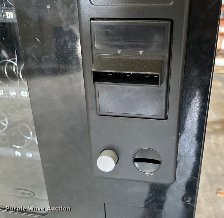 image for item JT9056 Seaga vending machine
