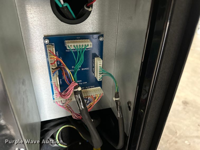 image for item JT9056 Seaga vending machine