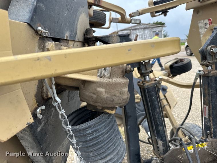 image for item LR9343 Land Pride  finish mower