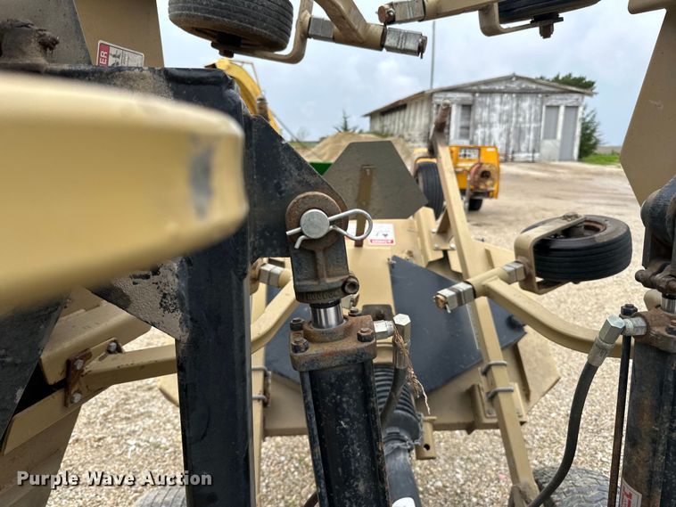 image for item LR9343 Land Pride  finish mower