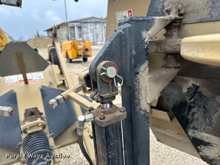 image for item LR9343 Land Pride  finish mower