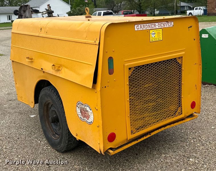 image for item LR9344 Gardner Denver  air compressor