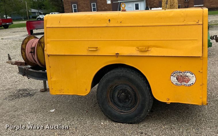 image for item LR9344 Gardner Denver  air compressor