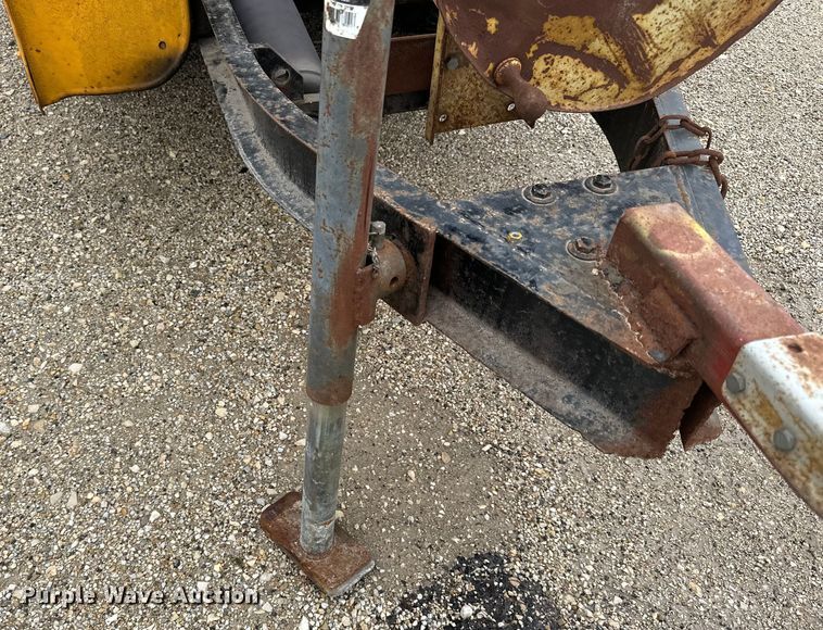 image for item LR9344 Gardner Denver  air compressor