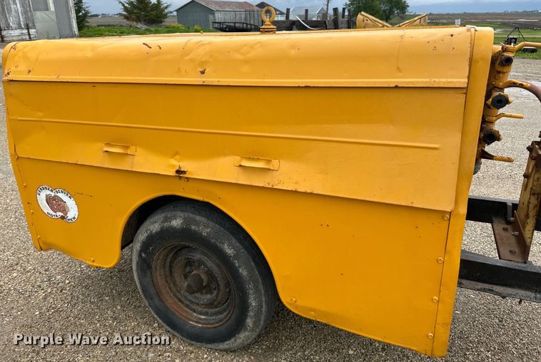 image for item LR9344 Gardner Denver  air compressor