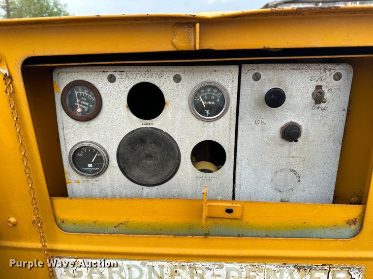 image for item LR9344 Gardner Denver  air compressor