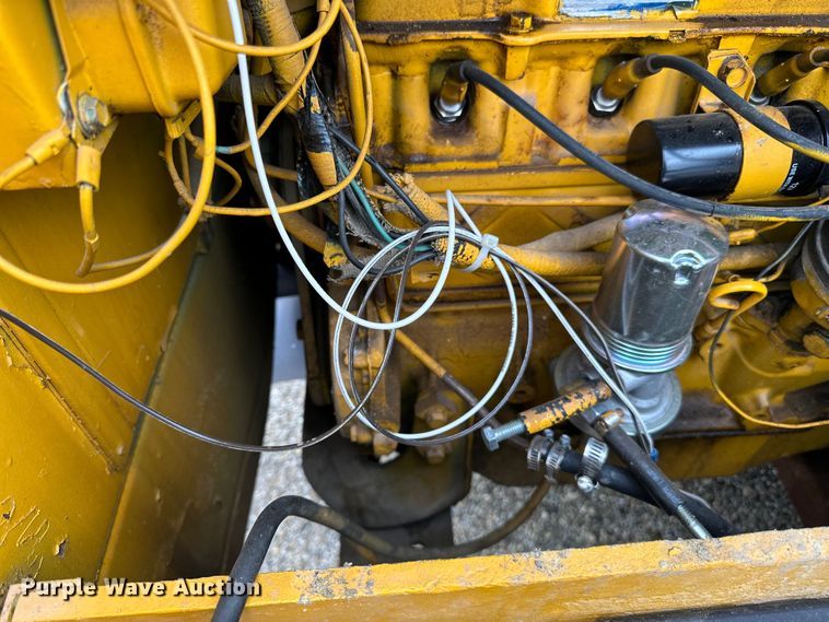 image for item LR9344 Gardner Denver  air compressor