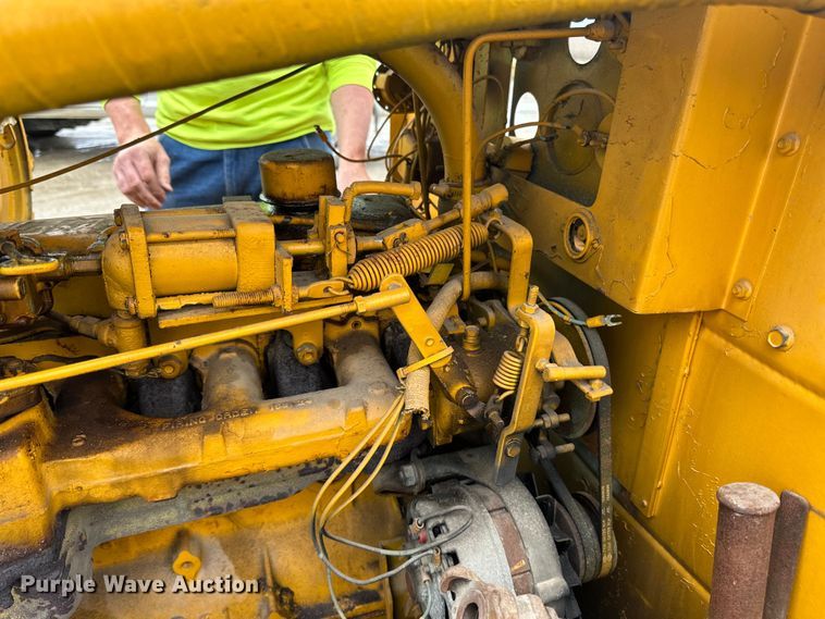 image for item LR9344 Gardner Denver  air compressor