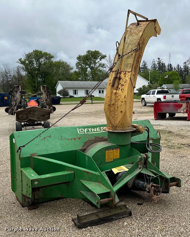 image for item LR9345 Loftness  snow blower 