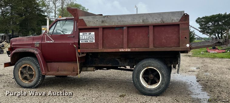 image for item LR9346 1975 Chevrolet  C60 dump truck