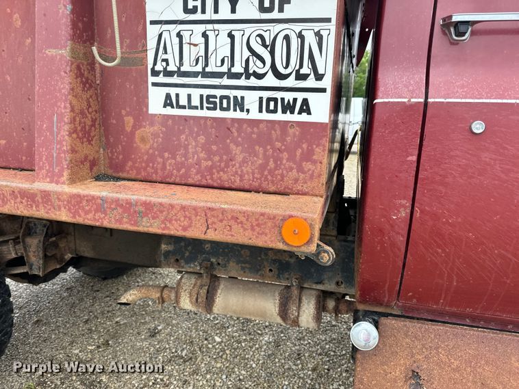 image for item LR9346 1975 Chevrolet  C60 dump truck