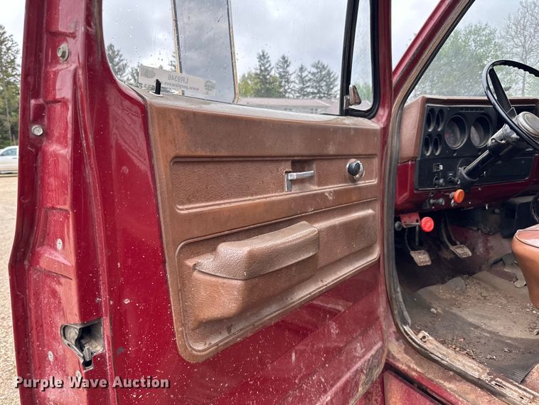 image for item LR9346 1975 Chevrolet  C60 dump truck