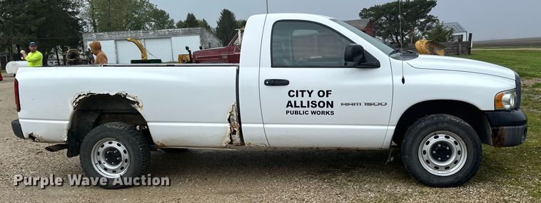 image for item LR9347 2003 Dodge  Ram 1500 pickup truck