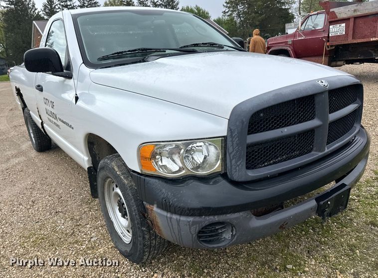 image for item LR9347 2003 Dodge  Ram 1500 pickup truck