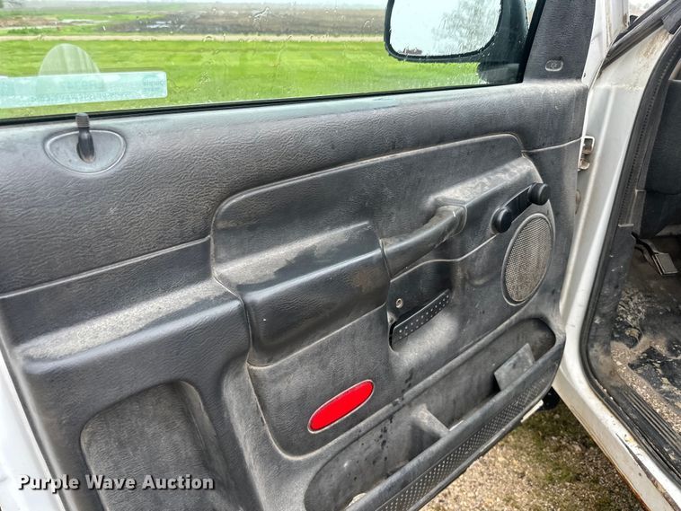 image for item LR9347 2003 Dodge  Ram 1500 pickup truck