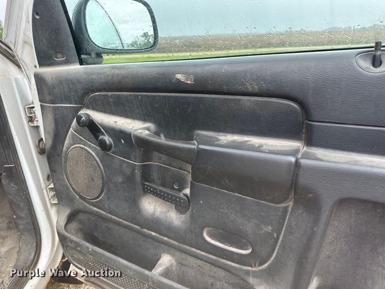 image for item LR9347 2003 Dodge  Ram 1500 pickup truck