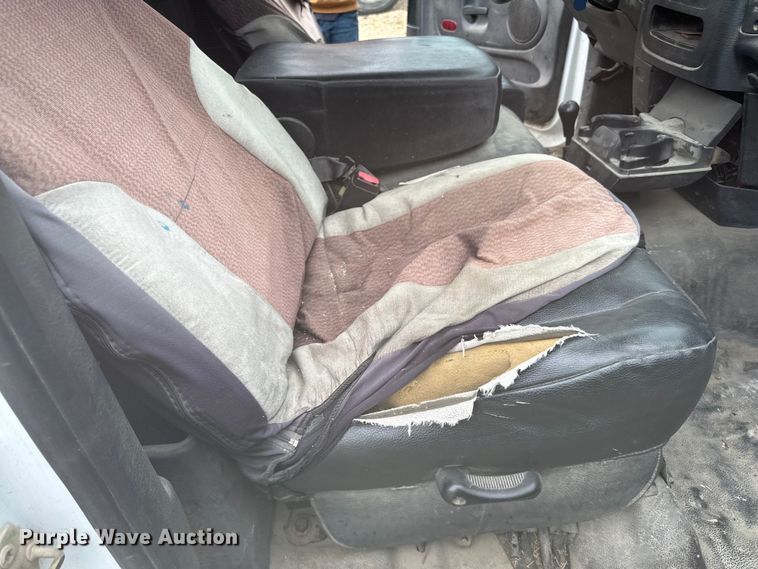 image for item LR9347 2003 Dodge  Ram 1500 pickup truck