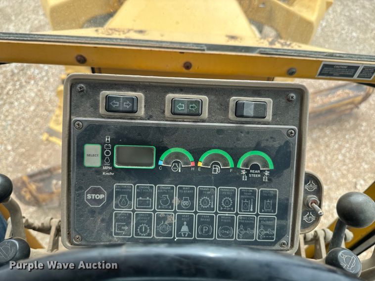 image for item ND9337 1999 John Deere 770CH motor grader