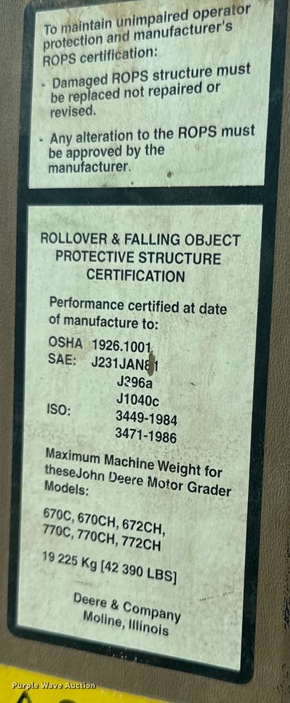 image for item ND9337 1999 John Deere 770CH motor grader