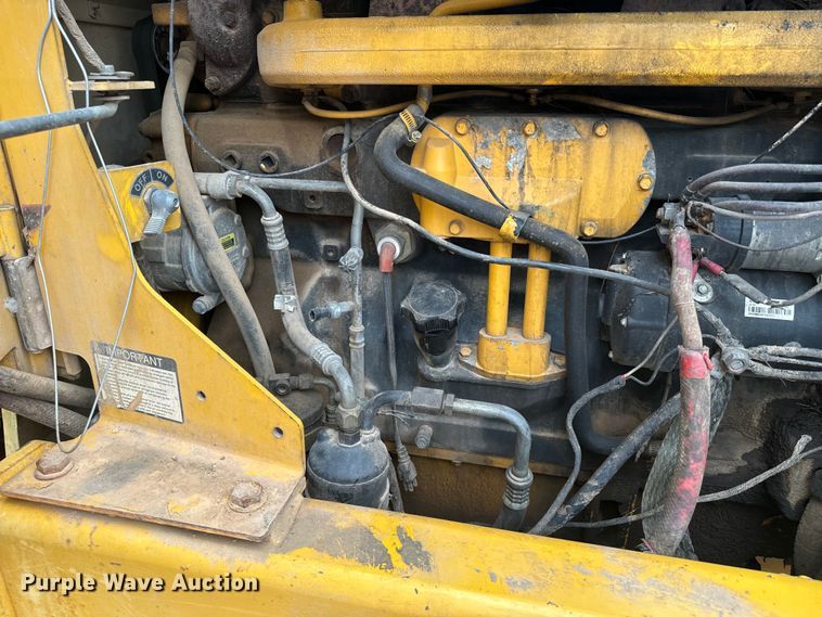 image for item ND9337 1999 John Deere 770CH motor grader