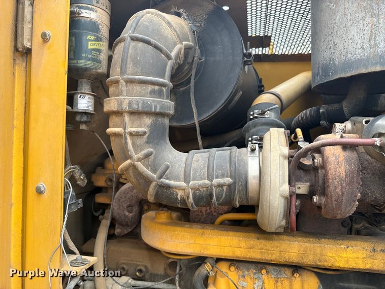 image for item ND9337 1999 John Deere 770CH motor grader