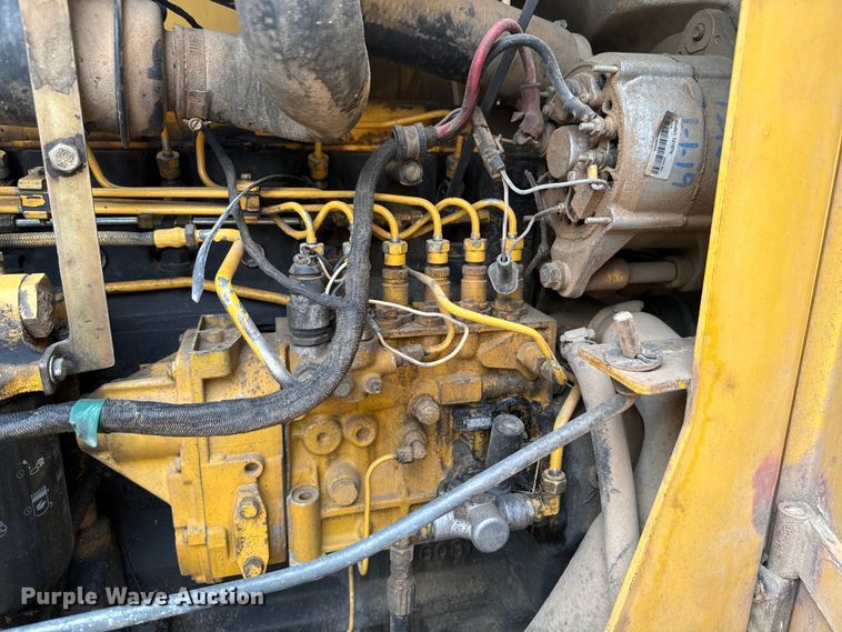 image for item ND9337 1999 John Deere 770CH motor grader